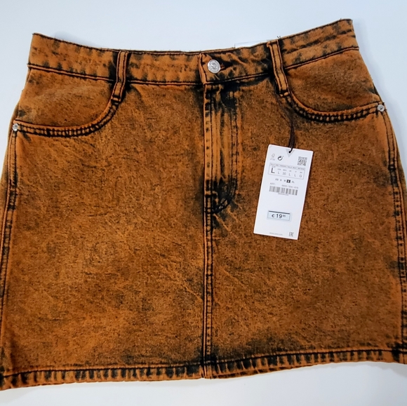 Zara Dresses & Skirts - NWT - ZARA SHORT JEAN MINI SKIRT